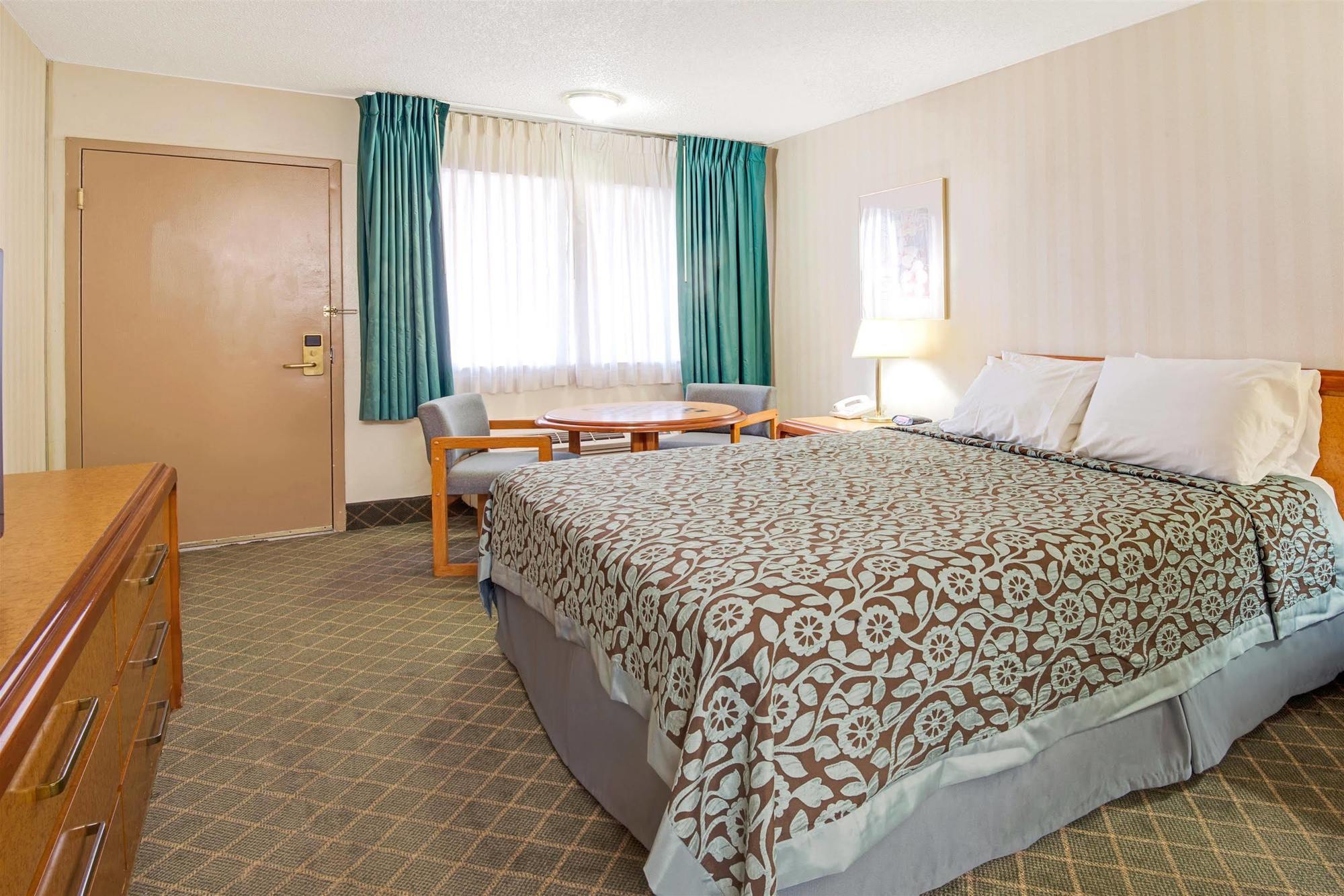 Midtown Inn & Suites Альбукерке Экстерьер фото